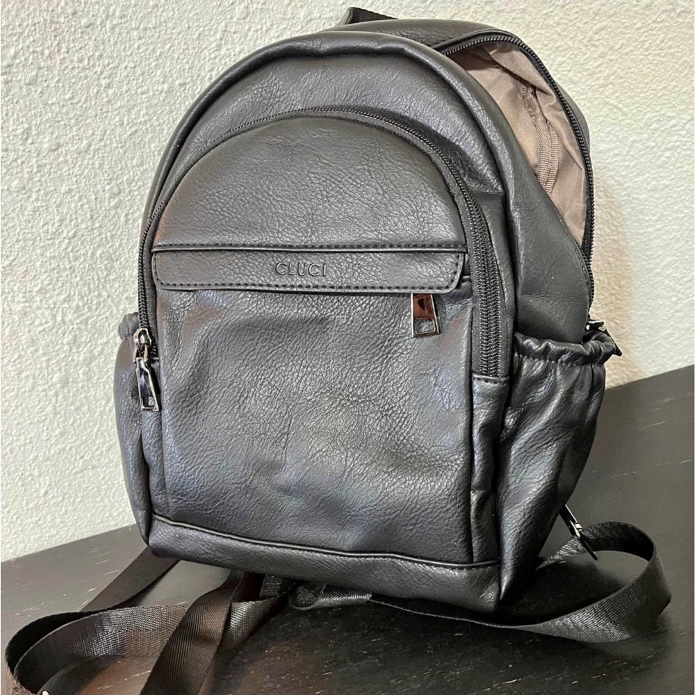 Cluci Dark Gray Leather Men's Backpack